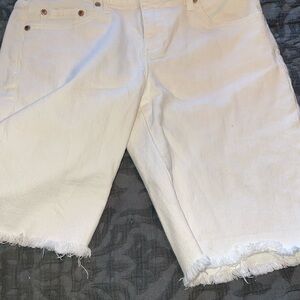 Buffalo by  David Bitton White Bermuda Shorts